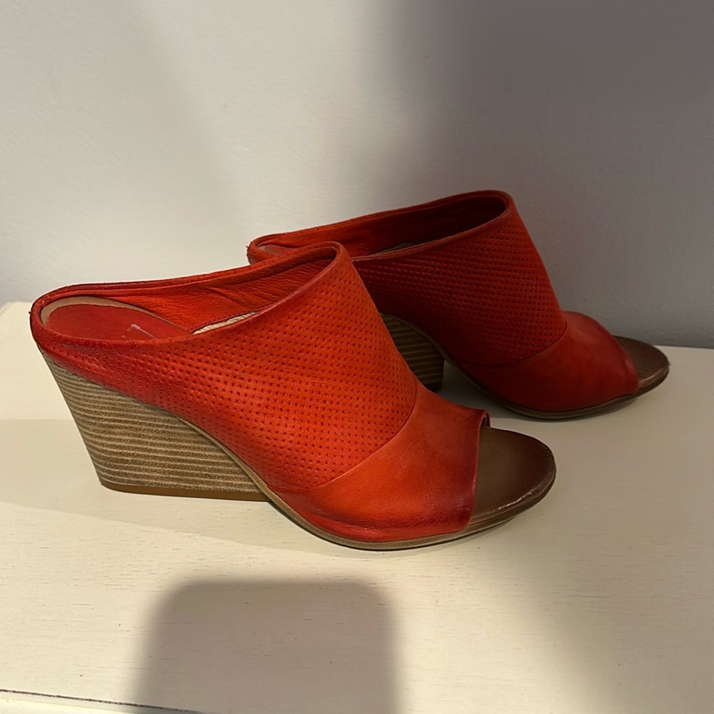 Miz Mooz Shoes, size 39